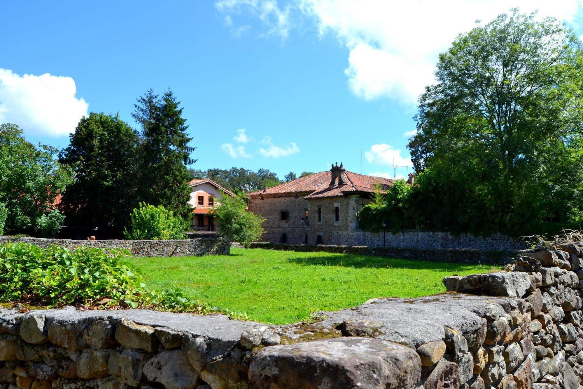 Hotel Termas De Liérganes Exterior foto